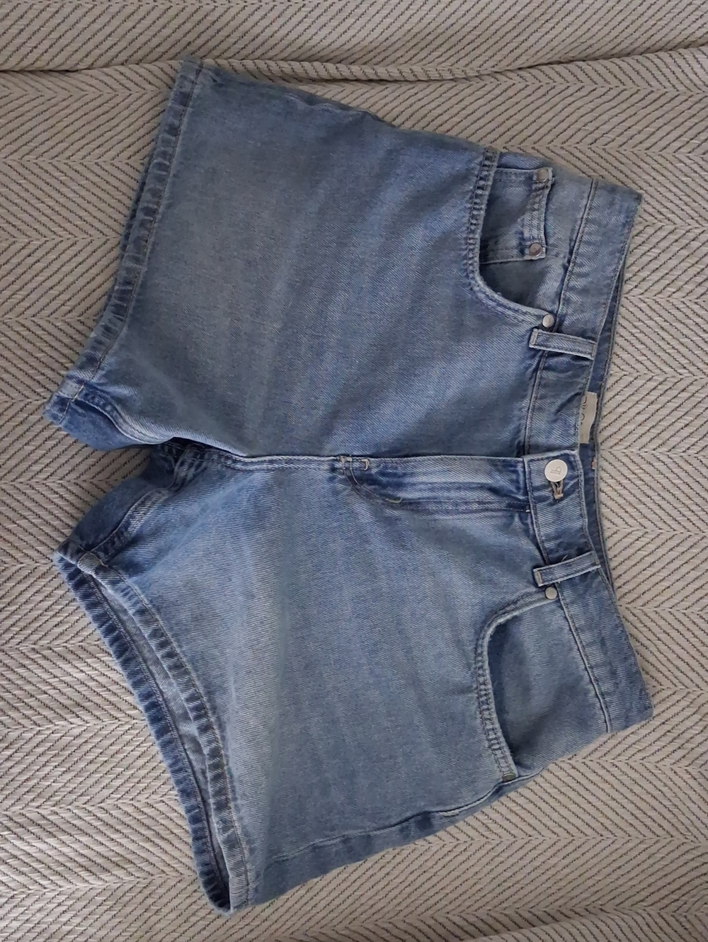 Pilcro ANTHROPOGIE Light Blue Denim Low Slung Jean Shorts